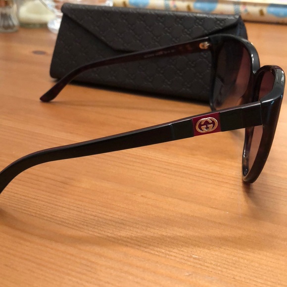 Gucci sunglasses - Picture 3 of 6
